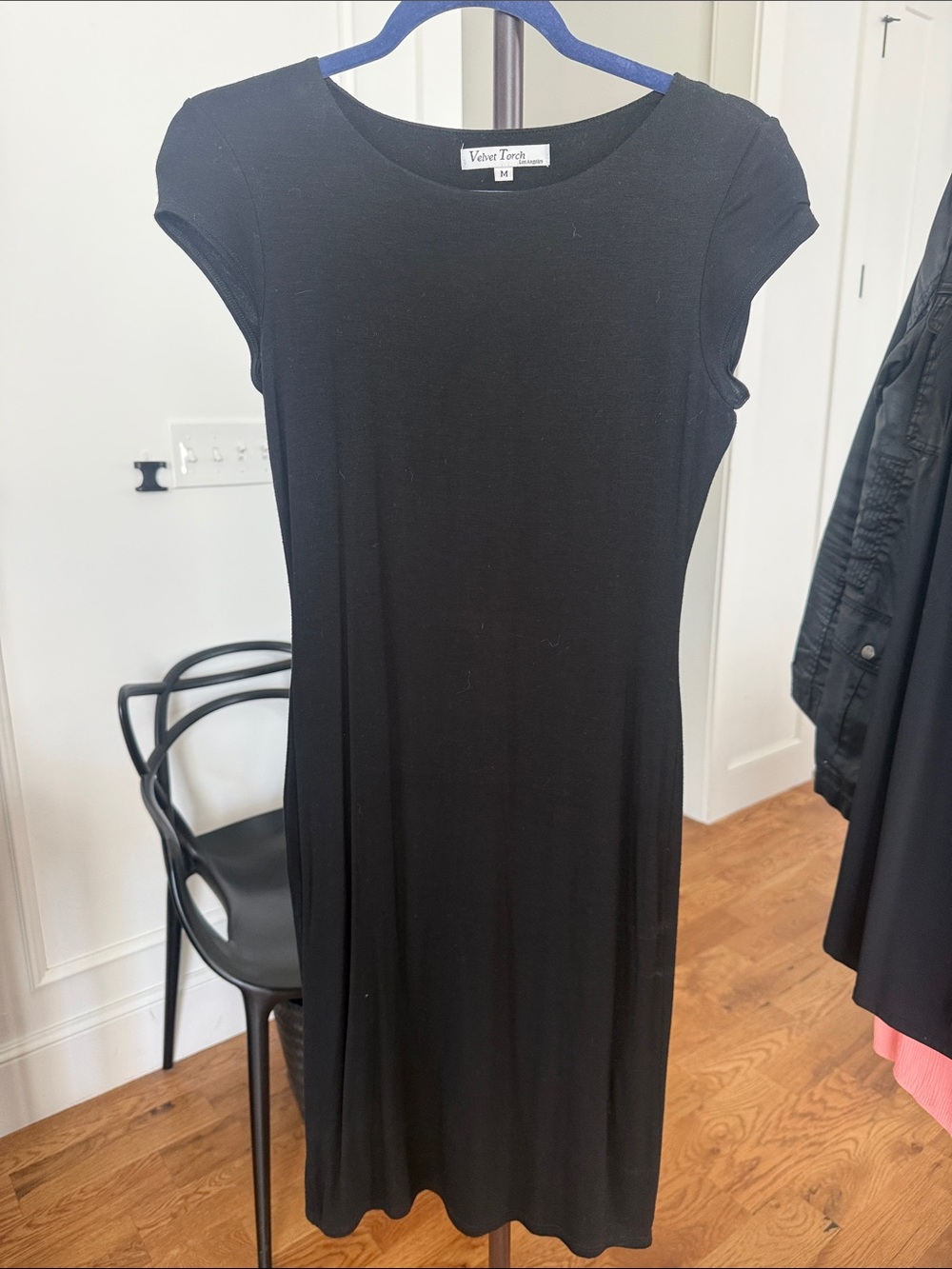Velvet Torch Black Cap-Sleeve Midi Knit Dress